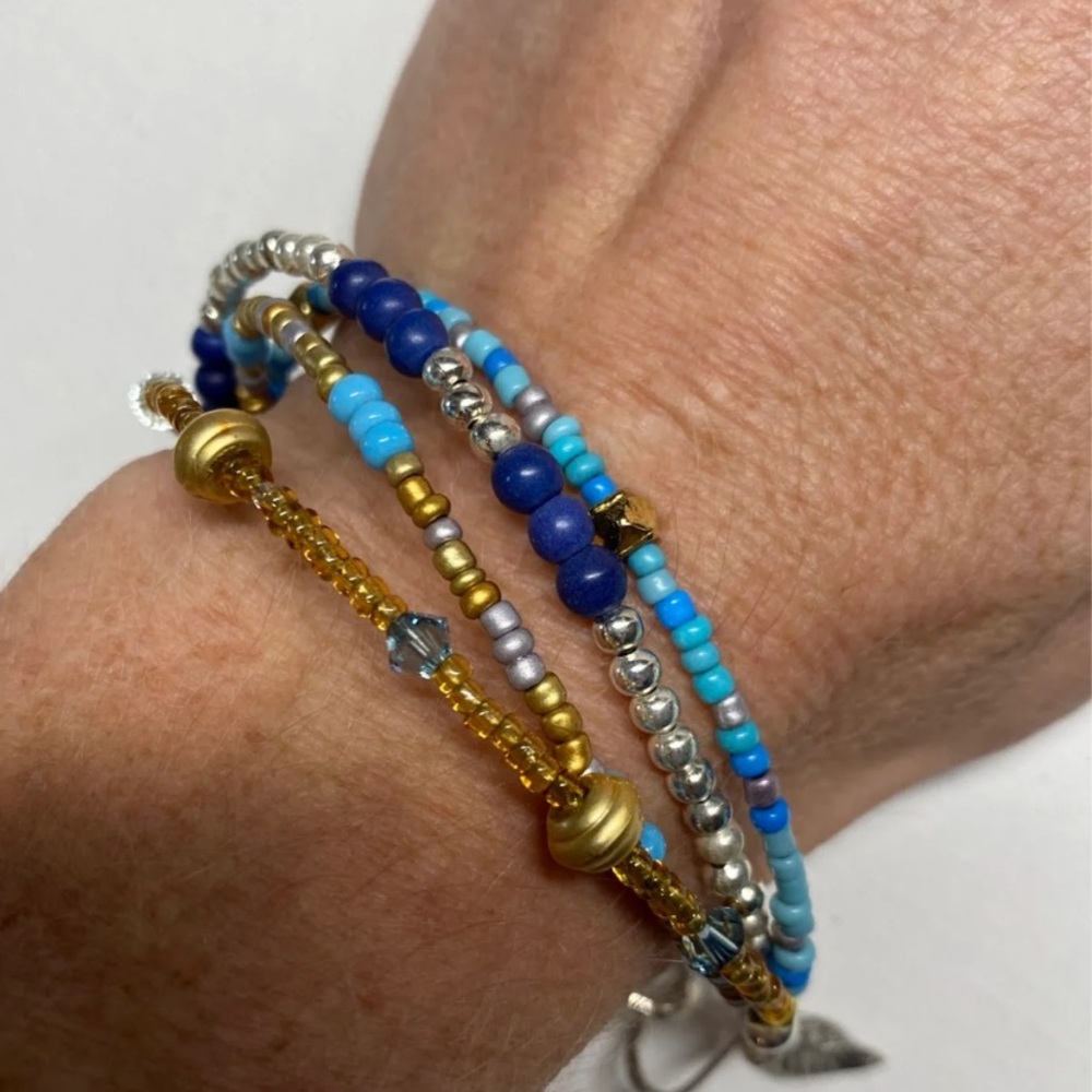 Handmade bracelets - Picture 2 of 4